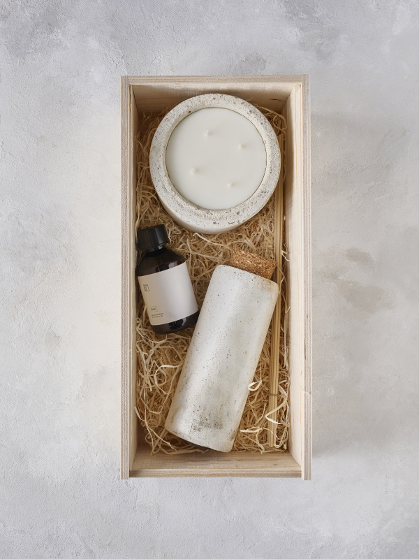 Urban Giftset Candle Small + Diffuser - Ecru 1